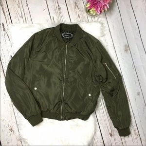 🌸5/$20!🌸 Army Green Puffer Coat